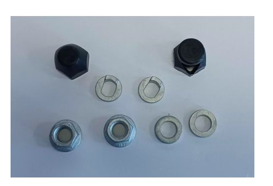 AGM GT250 Moeren set van achterwielas